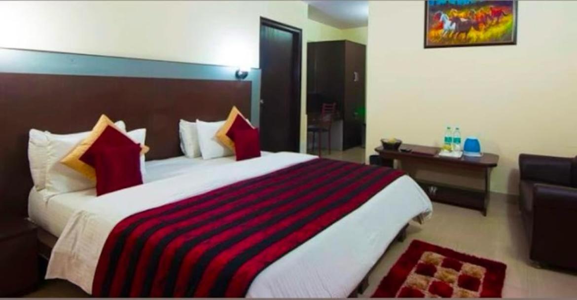 Hotel Diamond Inn-national Highway-8,mahipalpur 3*