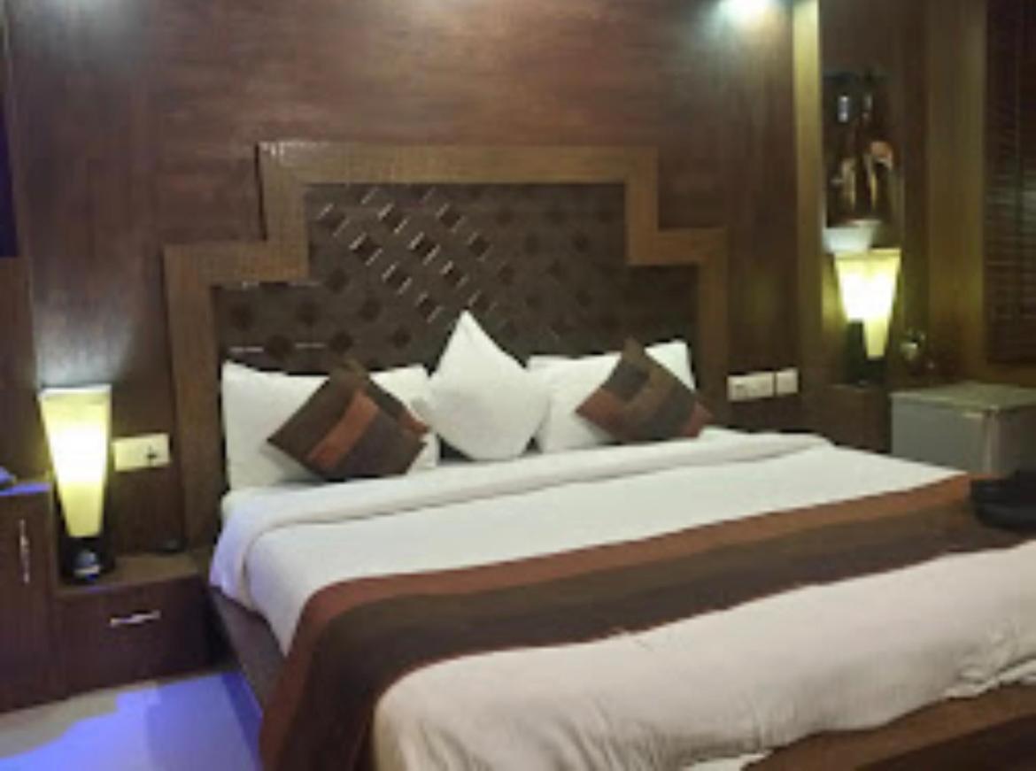 Diamond Inn-national Highway-8,mahipalpur Hotel New Delhi